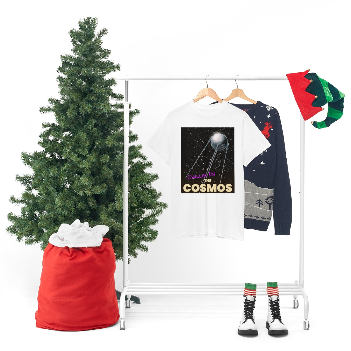 Chill Space Purple Graffiti Cosmos Astronaut Unisex Heavy Cotton Tee